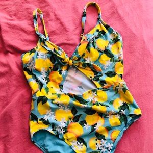 Swimsuit Beach Betty